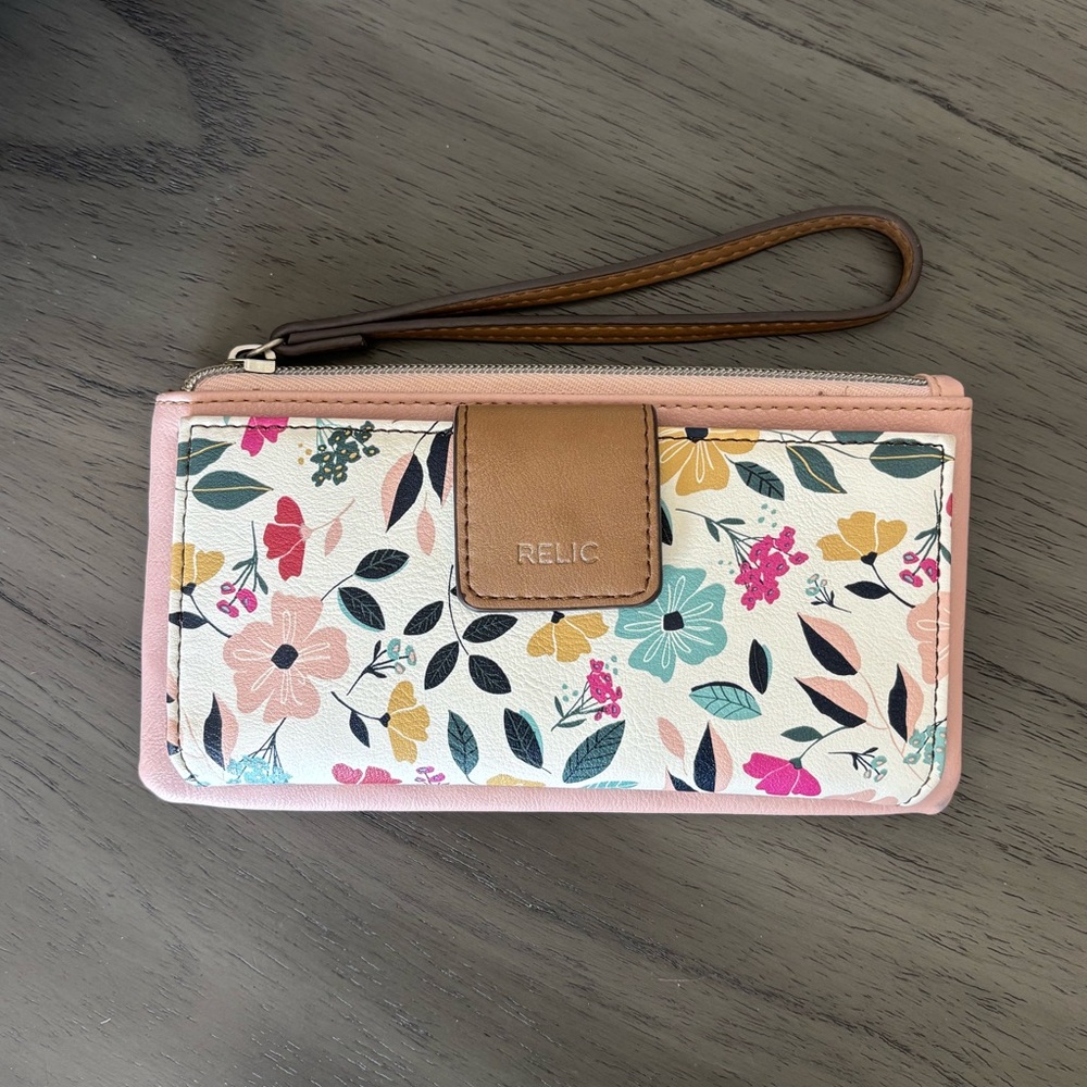 Relic Wristlet